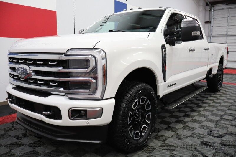 2024 Ford Super Duty F-350 Platinum Long Bed FX4 6.7L Diesel NEW 35in Tires Sunroof