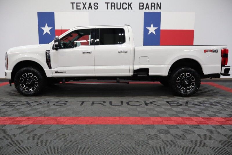 2024 Ford Super Duty F-350 Platinum Long Bed FX4 6.7L Diesel NEW 35in Tires Sunroof