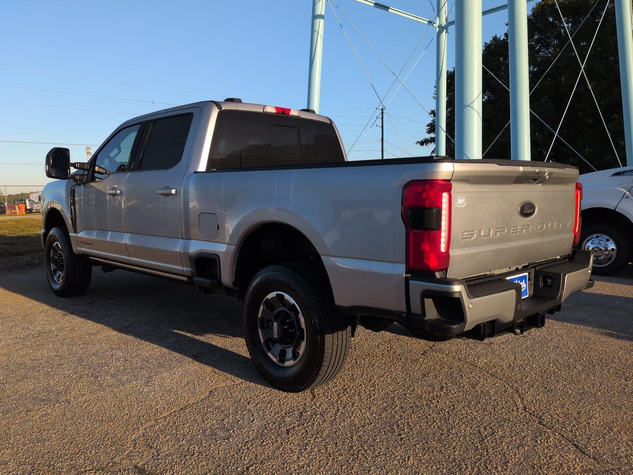 2024 Ford Super Duty F-350 SRW LARIAT Winder GA