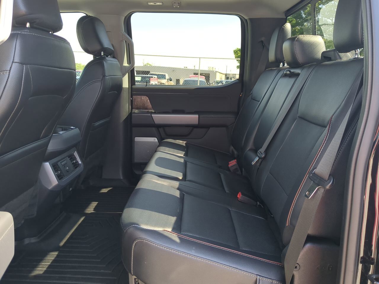 2024 Ford Super Duty F-350 SRW LARIAT Winder GA