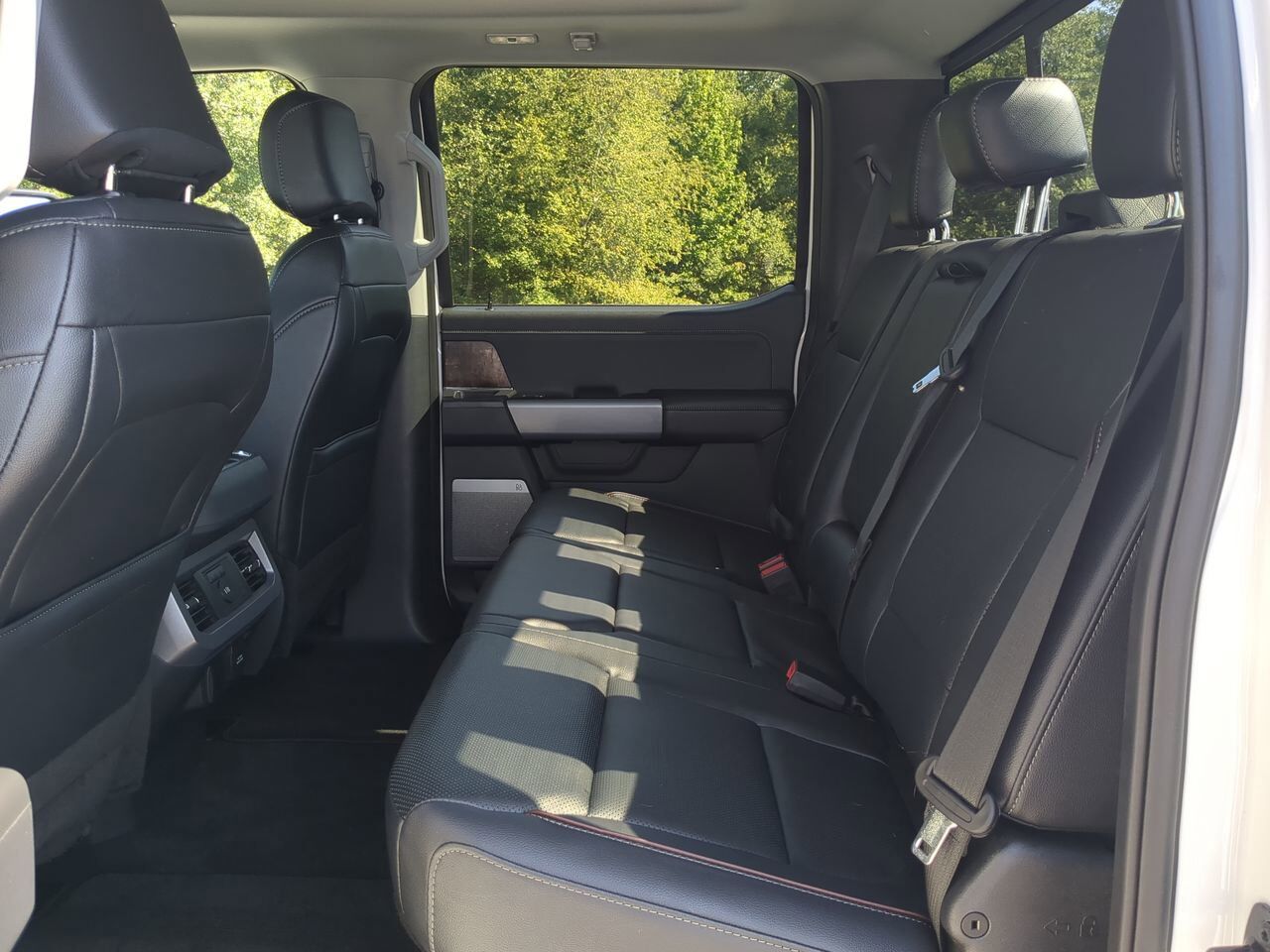 2024 Ford Super Duty F-350 SRW LARIAT Winder GA