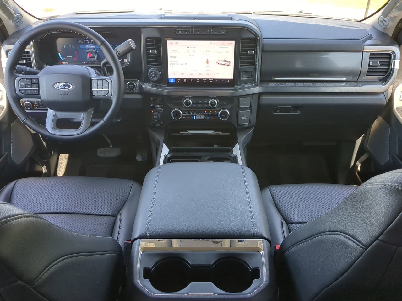2024 Ford Super Duty F-350 SRW LARIAT Winder GA