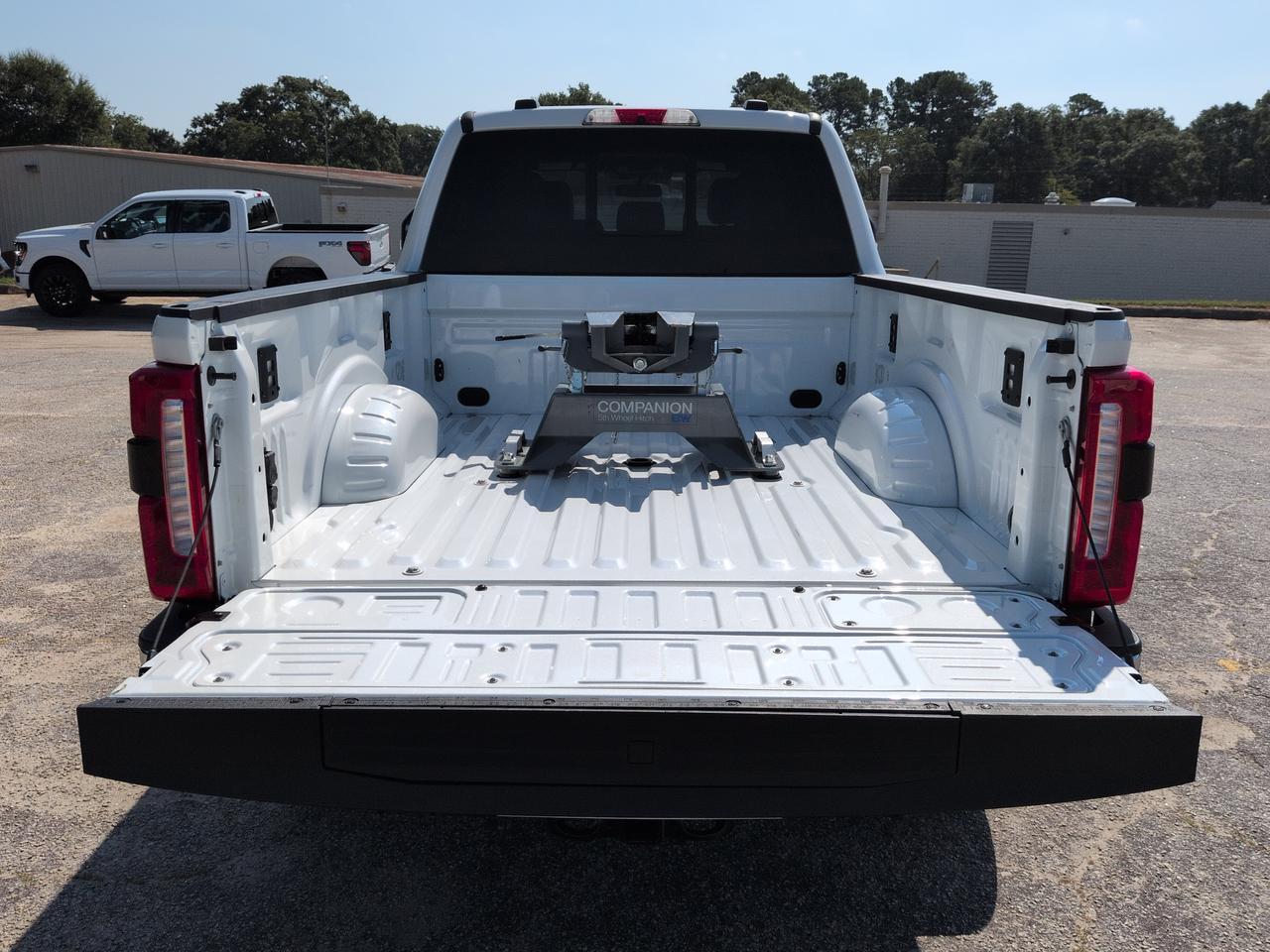 2024 Ford Super Duty F-350 SRW LARIAT Winder GA