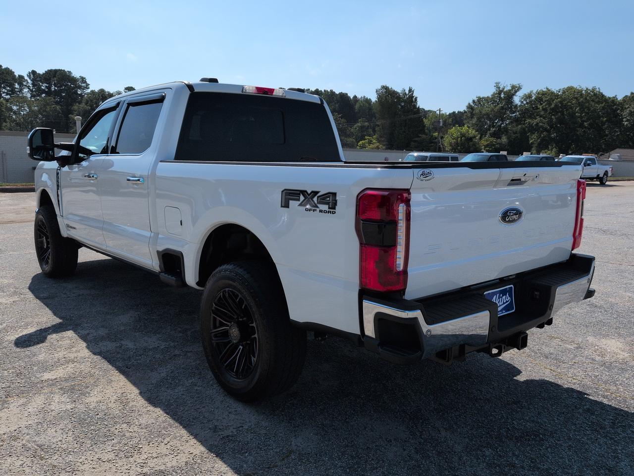 2024 Ford Super Duty F-350 SRW LARIAT Winder GA