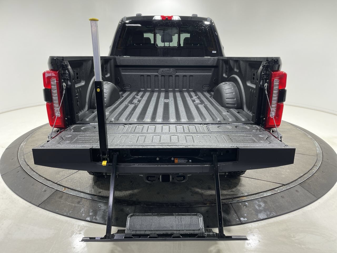 2024 Ford Super Duty F-350 SRW Lariat Sherwood Park AB