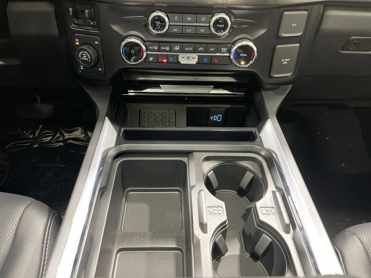 2024 Ford Super Duty F-350 SRW Lariat Sherwood Park AB