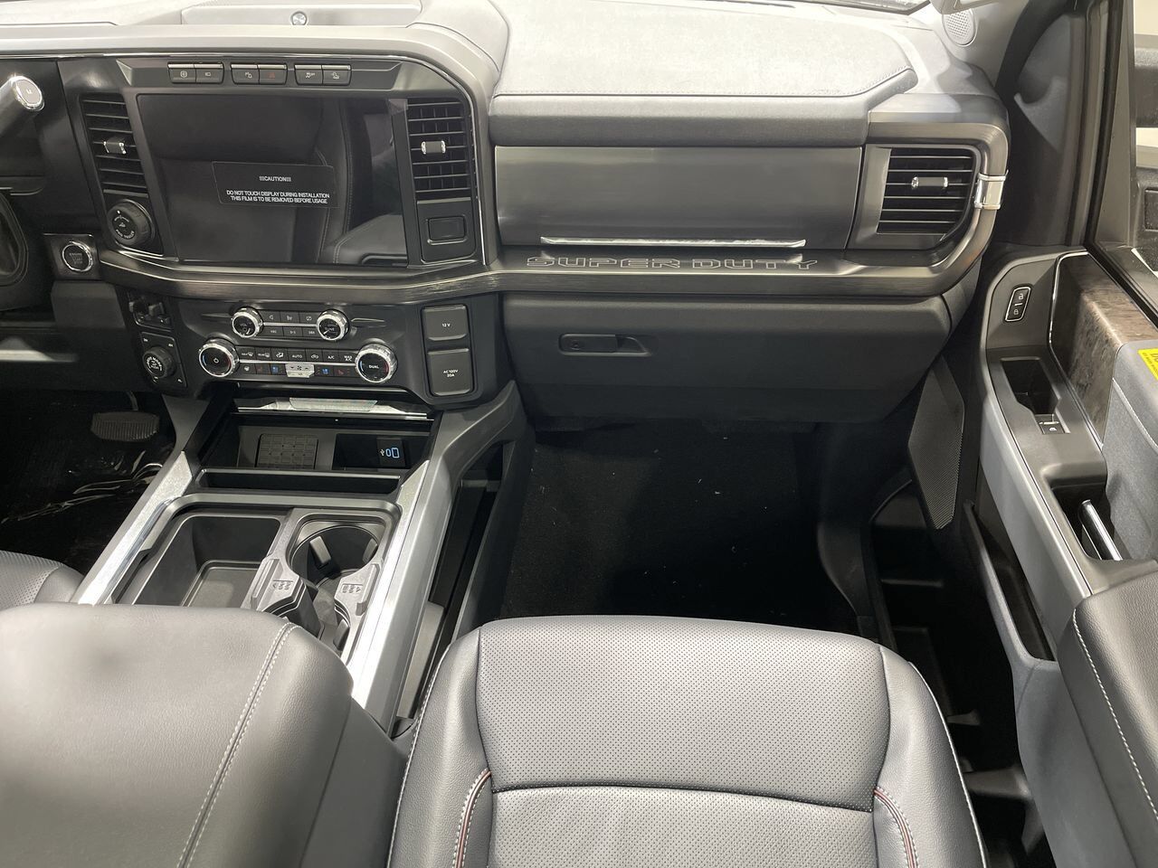 2024 Ford Super Duty F-350 SRW Lariat Sherwood Park AB