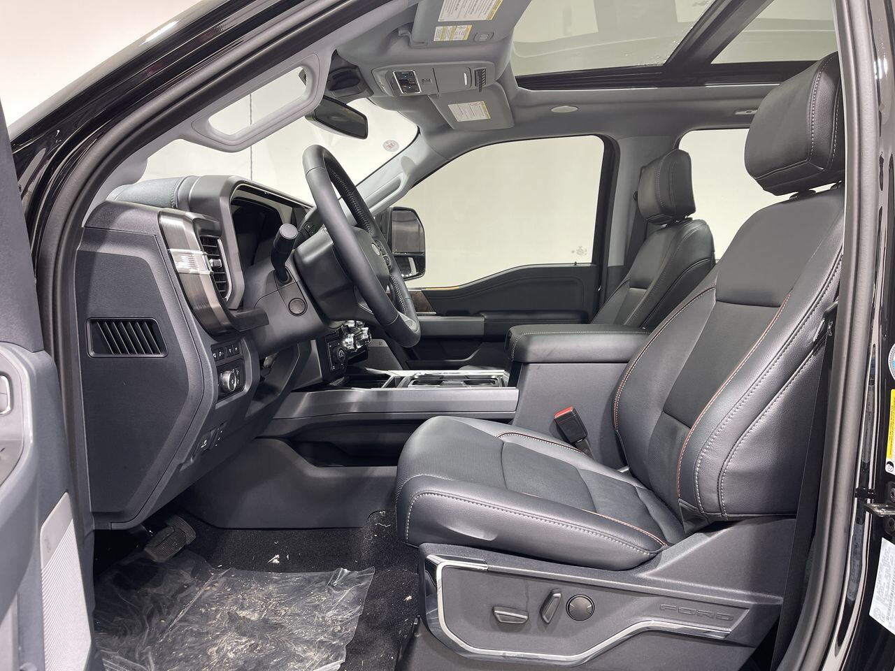 2024 Ford Super Duty F-350 SRW Lariat Sherwood Park AB