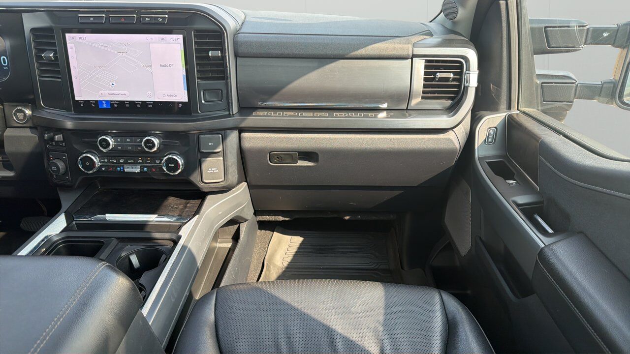 2024 Ford Super Duty F-350 SRW Lariat Sherwood Park AB