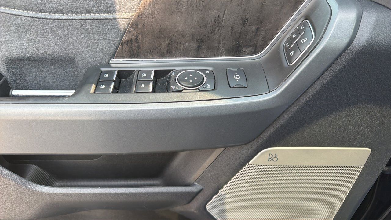 2024 Ford Super Duty F-350 SRW Lariat Sherwood Park AB