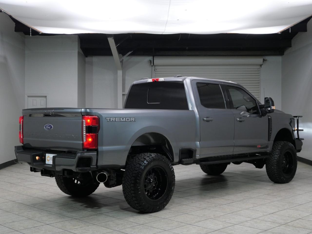 2024 Ford Super Duty F-350 SRW Lariat Ultimate Tremor Sport High Output 6.7L Power Stroke 4x4 Mansfield TX