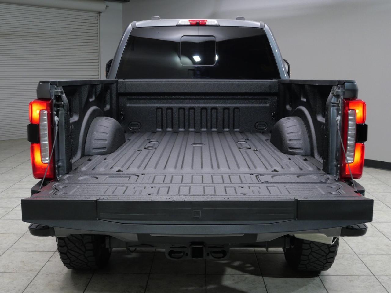 2024 Ford Super Duty F-350 SRW Lariat Ultimate Tremor Sport High Output 6.7L Power Stroke 4x4 Mansfield TX