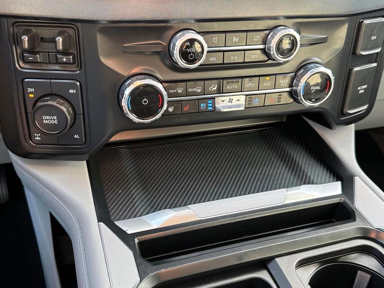 2024 Ford Super Duty F-350 SRW Limited Plymouth MA