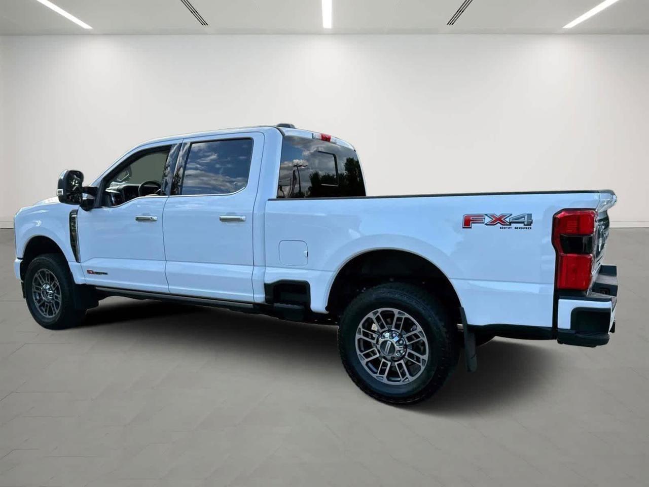 2024 Ford Super Duty F-350 SRW Limited Plymouth MA