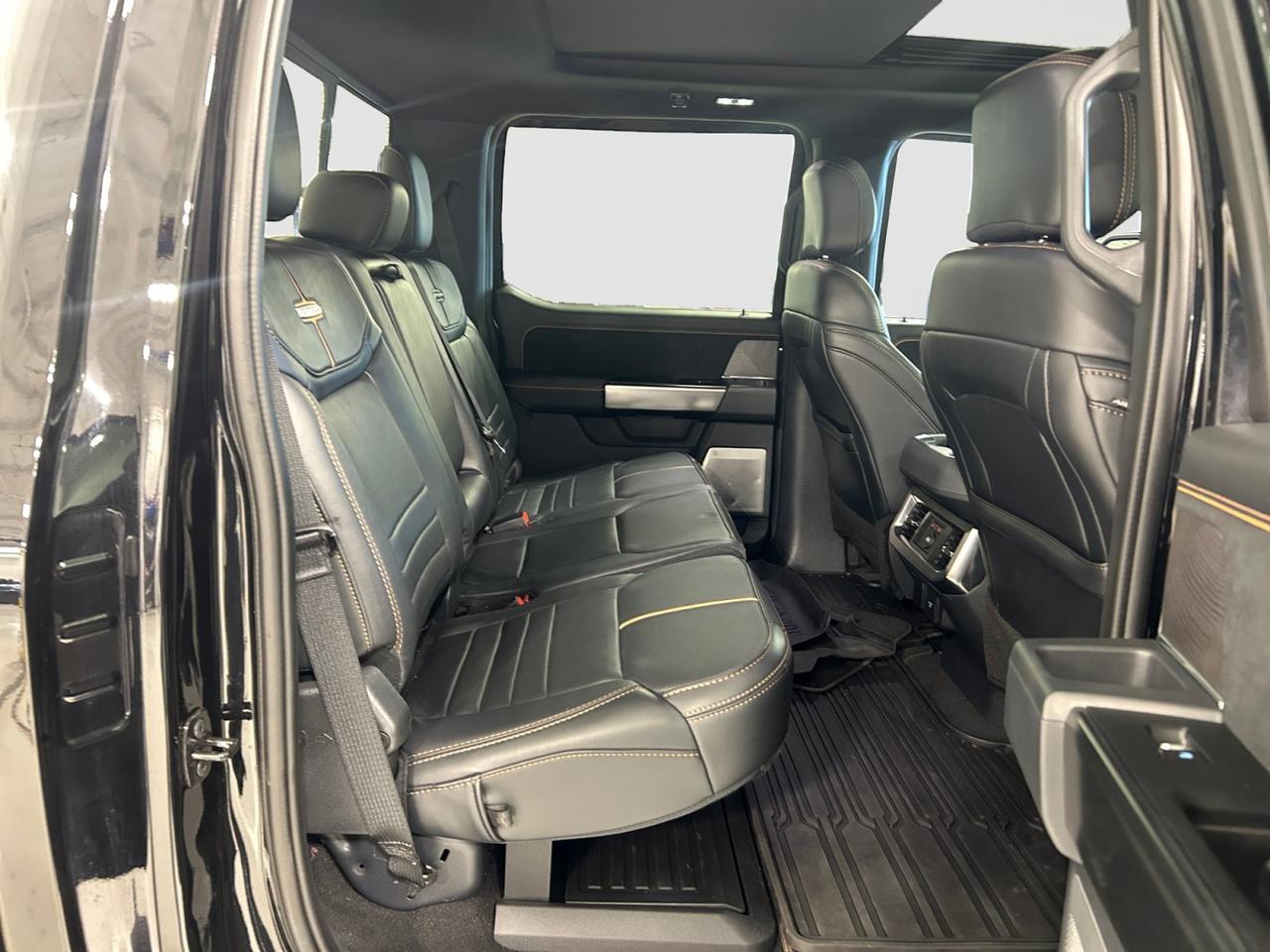 2024 Ford Super Duty F-350 SRW Platinum New Braunfels TX