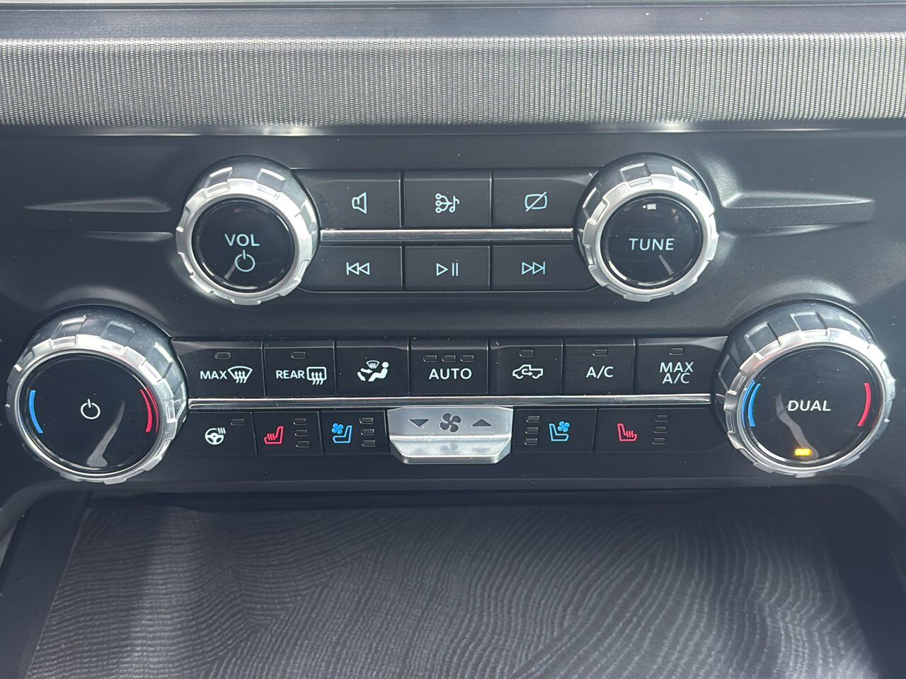 2024 Ford Super Duty F-350 SRW Platinum Sherwood Park AB