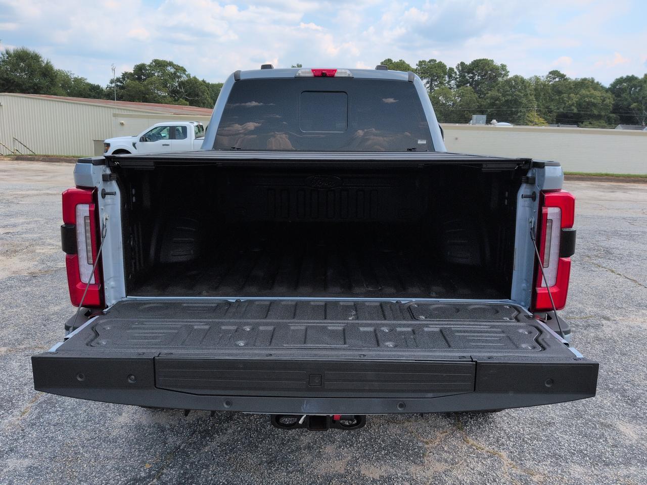 2024 Ford Super Duty F-350 SRW Platinum Winder GA