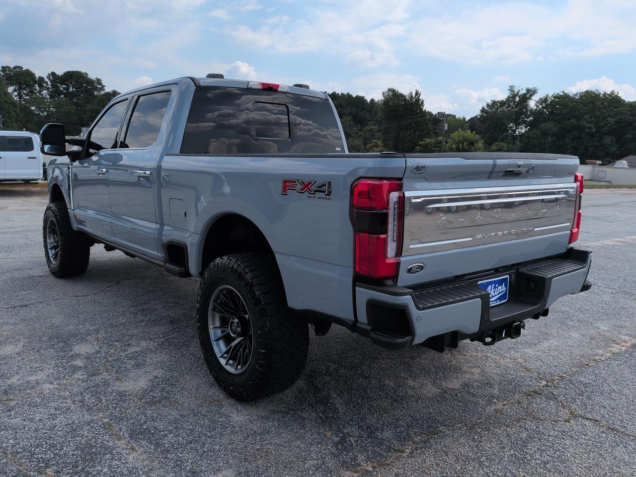 2024 Ford Super Duty F-350 SRW Platinum Winder GA