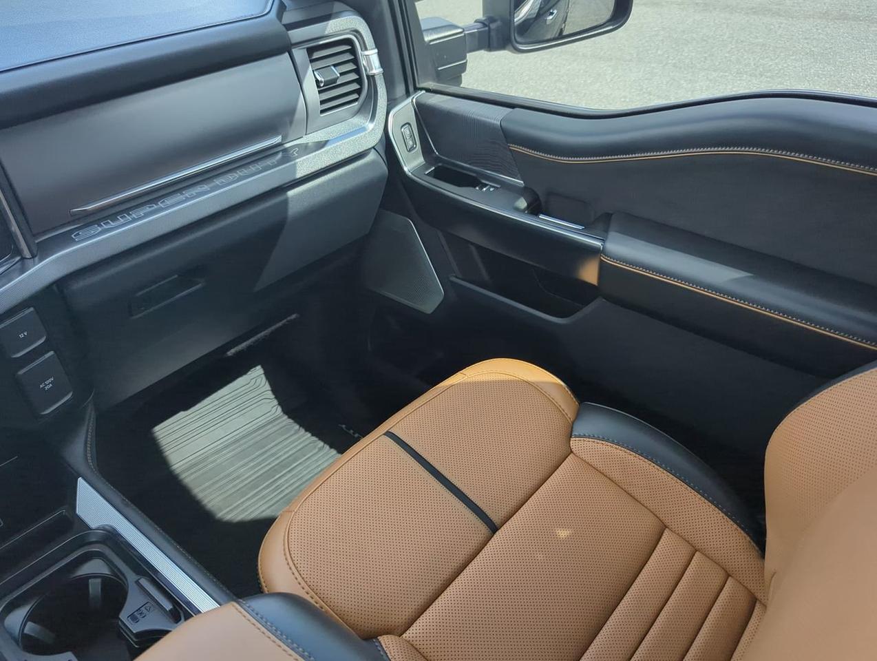 2024 Ford Super Duty F-350 SRW Platinum Winder GA