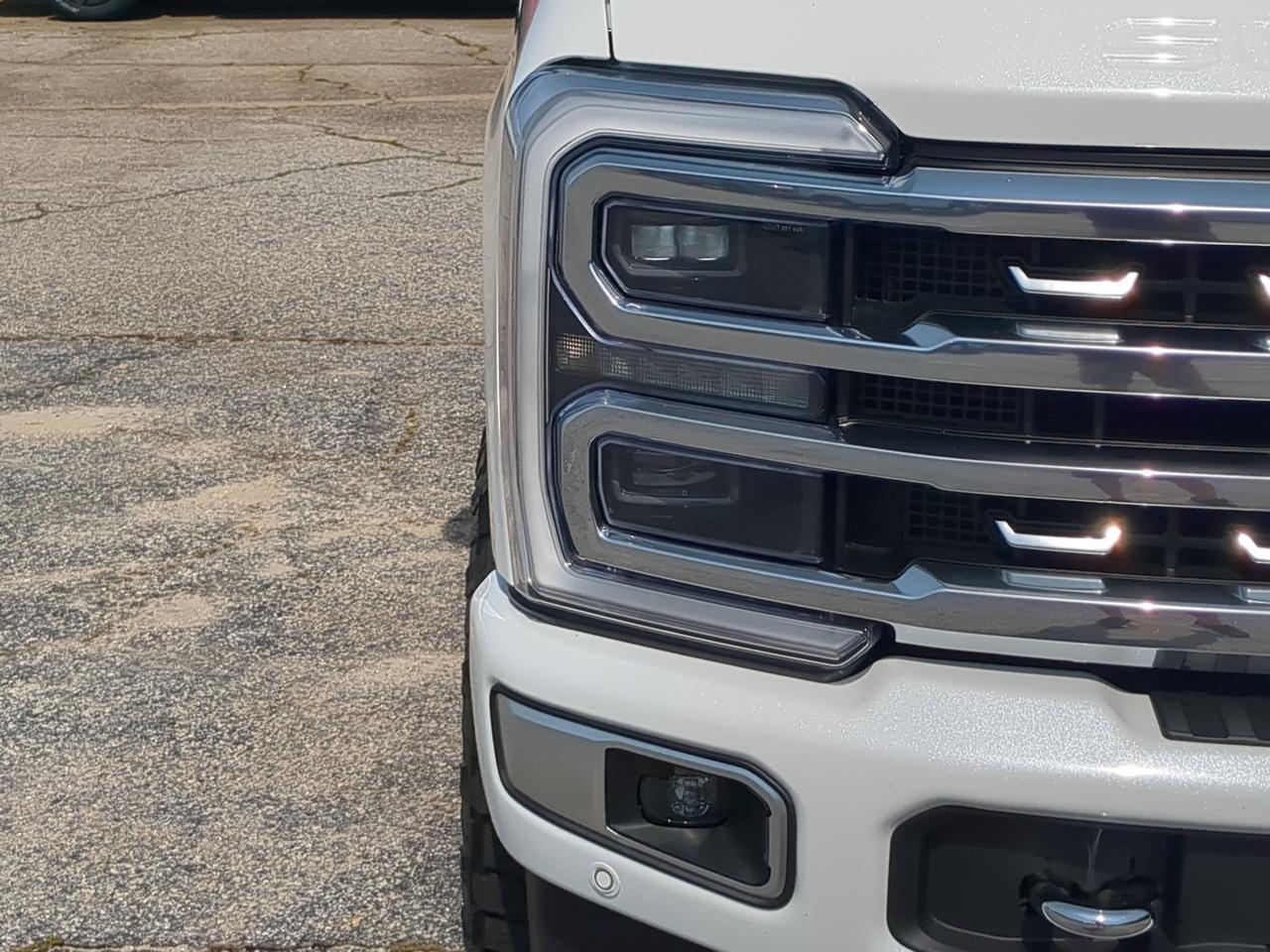 2024 Ford Super Duty F-350 SRW Platinum Winder GA