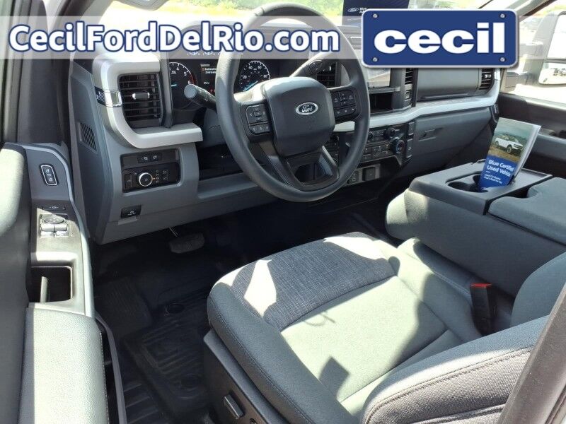 2024 Ford Super Duty F-350 SRW XLT Del Rio TX