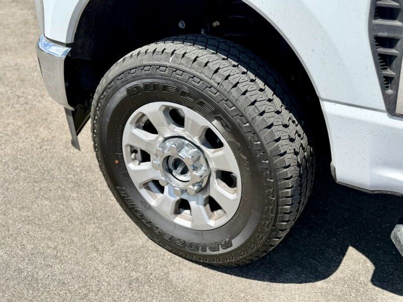 2024 Ford Super Duty F-350 SRW XLT Del Rio TX