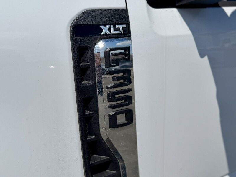 2024 Ford Super Duty F-350 SRW XLT Del Rio TX