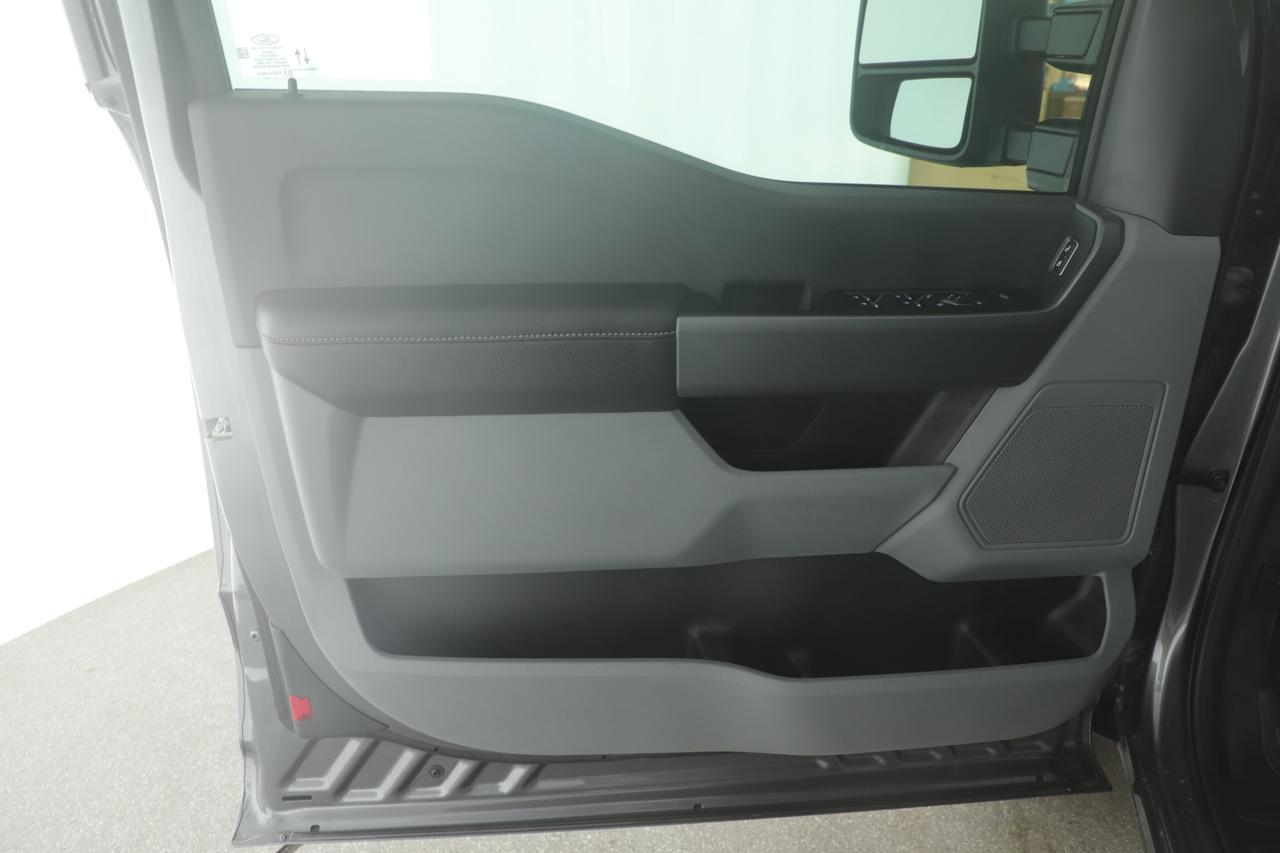 2024 Ford Super Duty F-350 SRW XLT New Braunfels TX