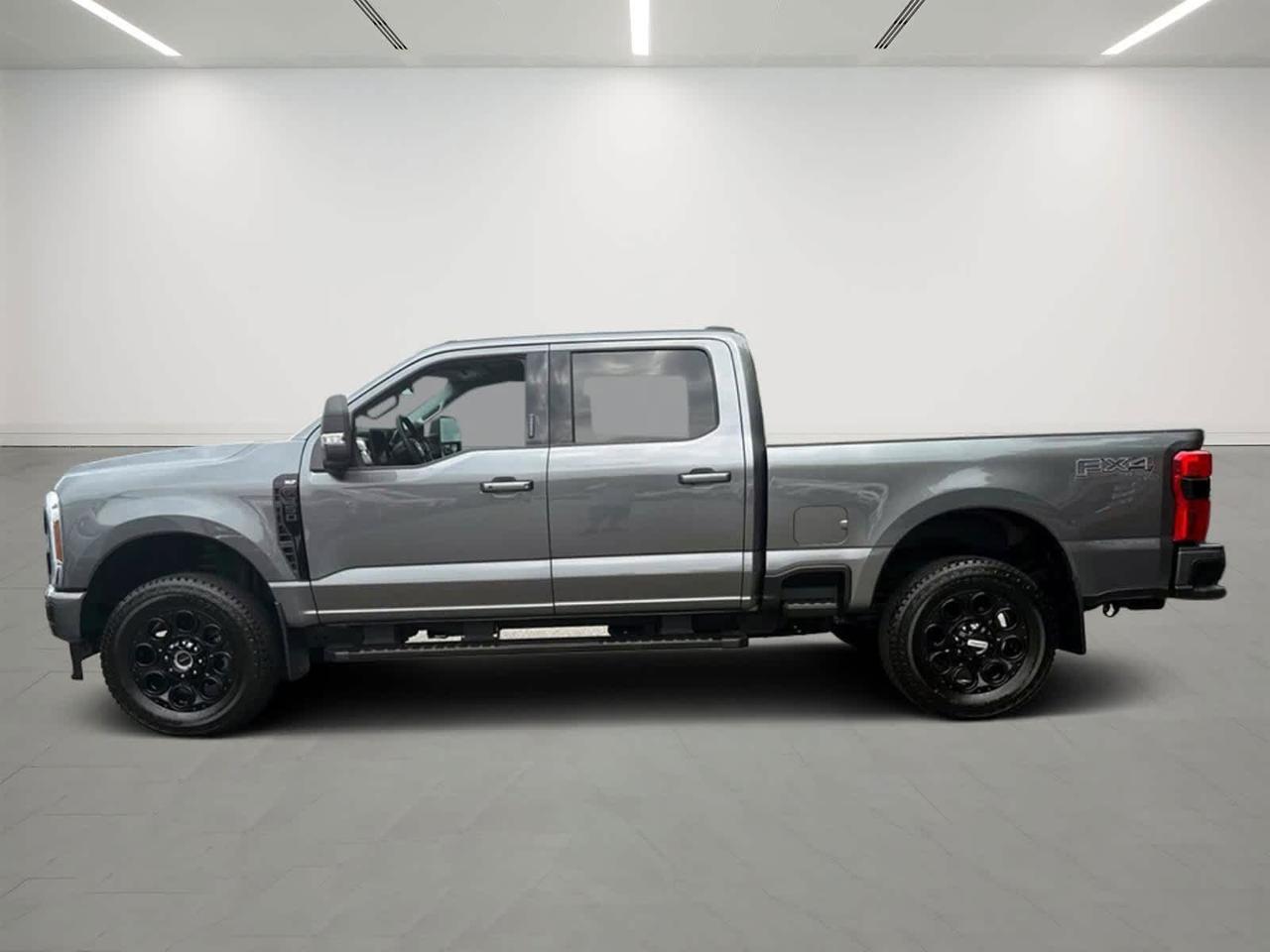 2024 Ford Super Duty F-350 SRW XLT Plymouth MA