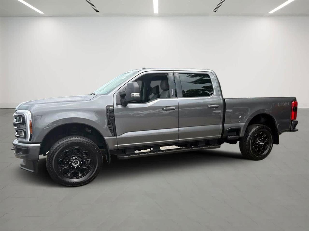 2024 Ford Super Duty F-350 SRW XLT Plymouth MA