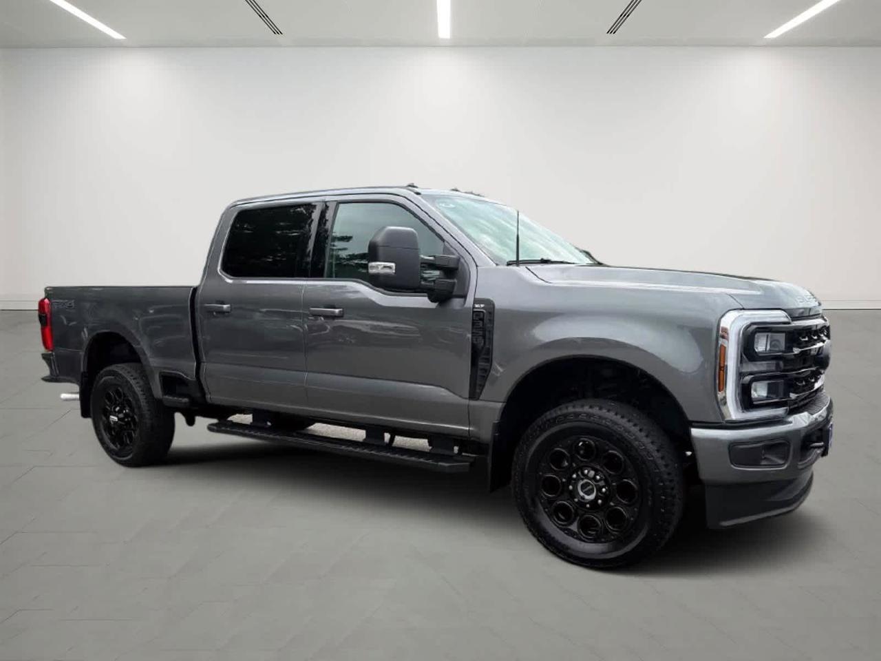 2024 Ford Super Duty F-350 SRW XLT Plymouth MA
