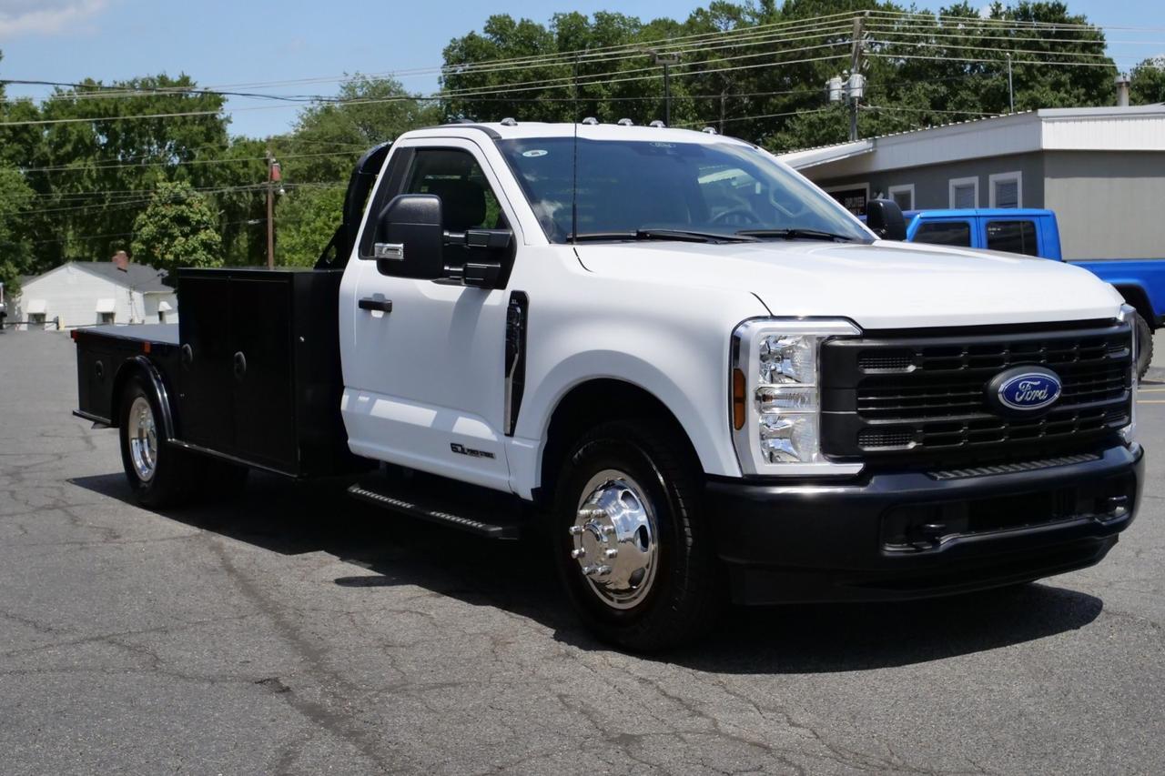 2024 Ford Super Duty F-350 XL / DRW / Bedrock Flat Bed / 11FT / V8 Diesel! Lincolnton NC