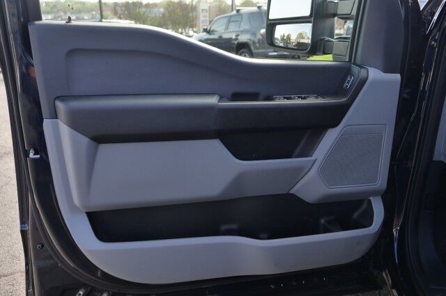 2024 Ford Super Duty F-350 XL / V8 Diesel! High Point NC