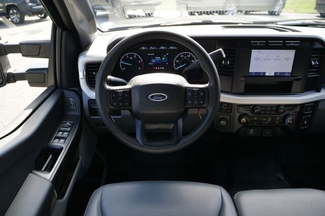 2024 Ford Super Duty F-350 XL / V8 Diesel! High Point NC