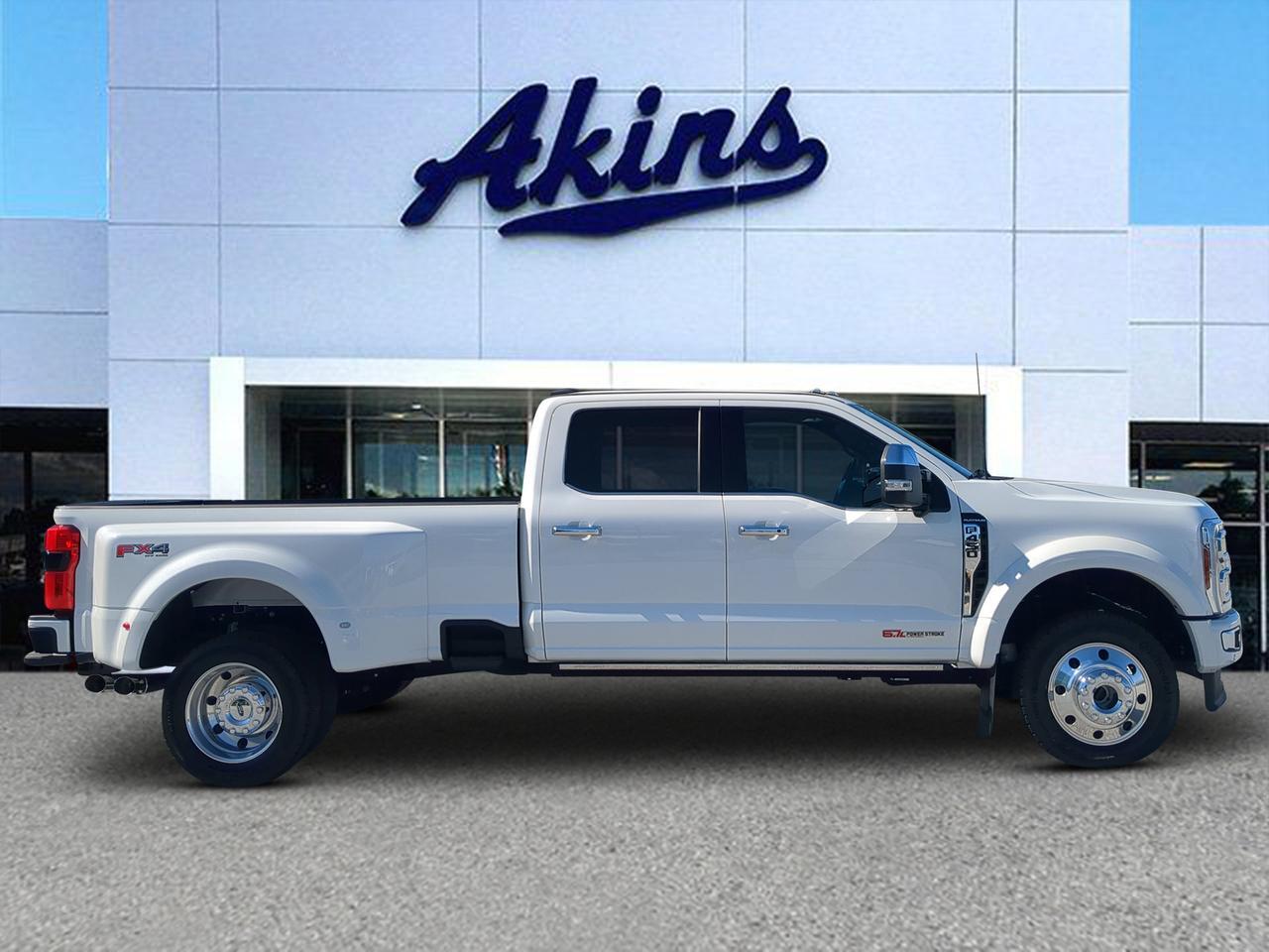 2024 Ford Super Duty F-450 DRW Platinum