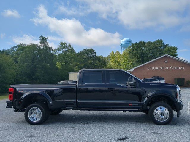 2024 Ford Super Duty F-450 DRW Platinum Winder GA