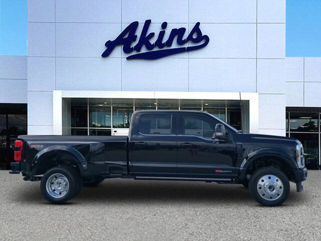2024 Ford Super Duty F-450 DRW Platinum Winder GA