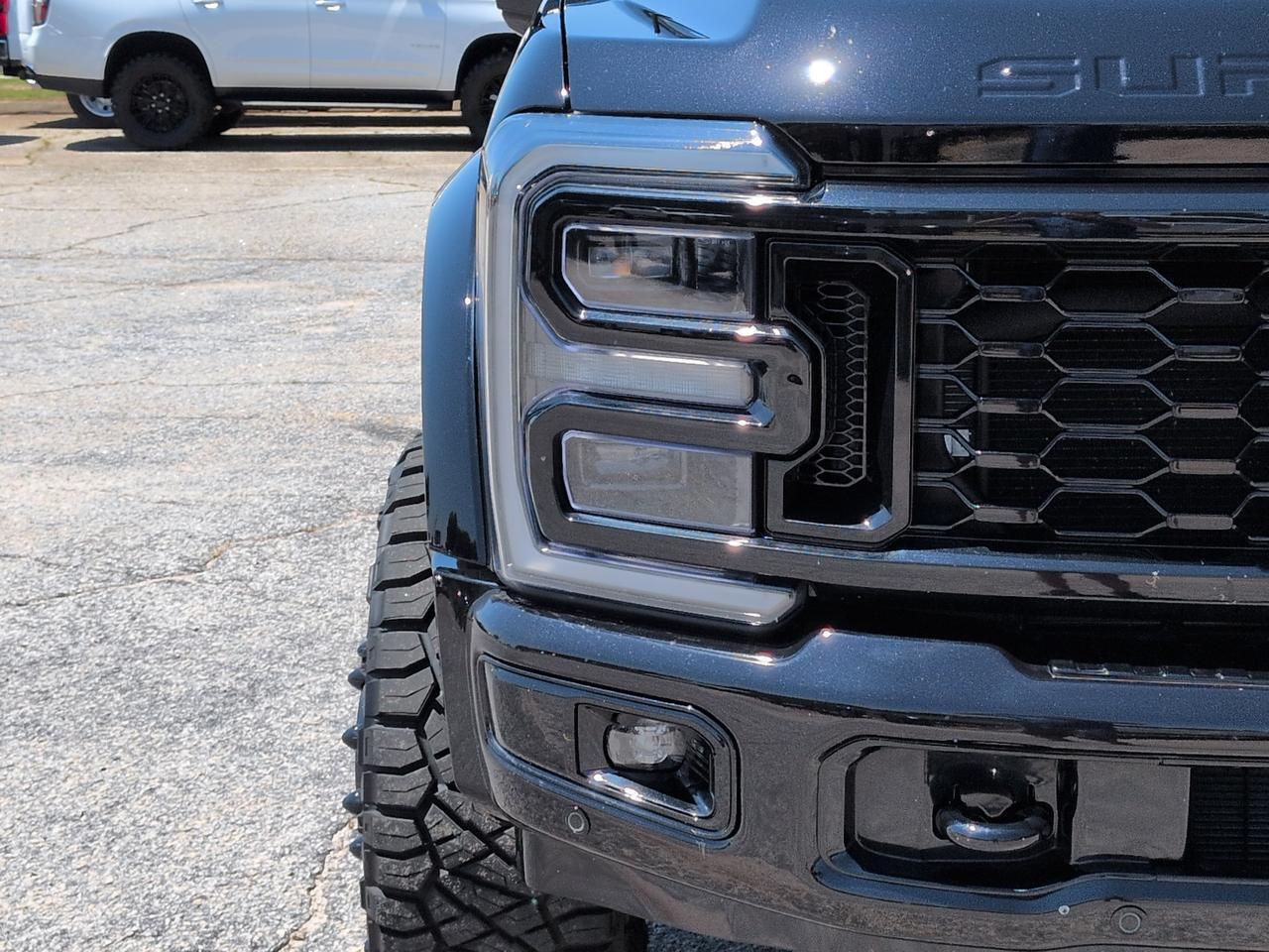 2024 Ford Super Duty F-450 DRW Platinum Winder GA