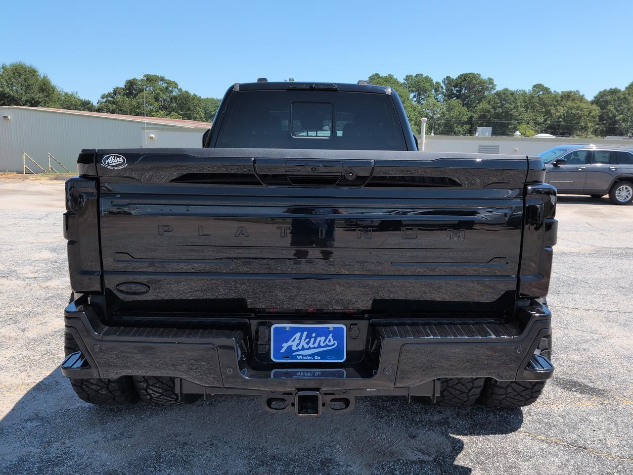 2024 Ford Super Duty F-450 DRW Platinum Winder GA