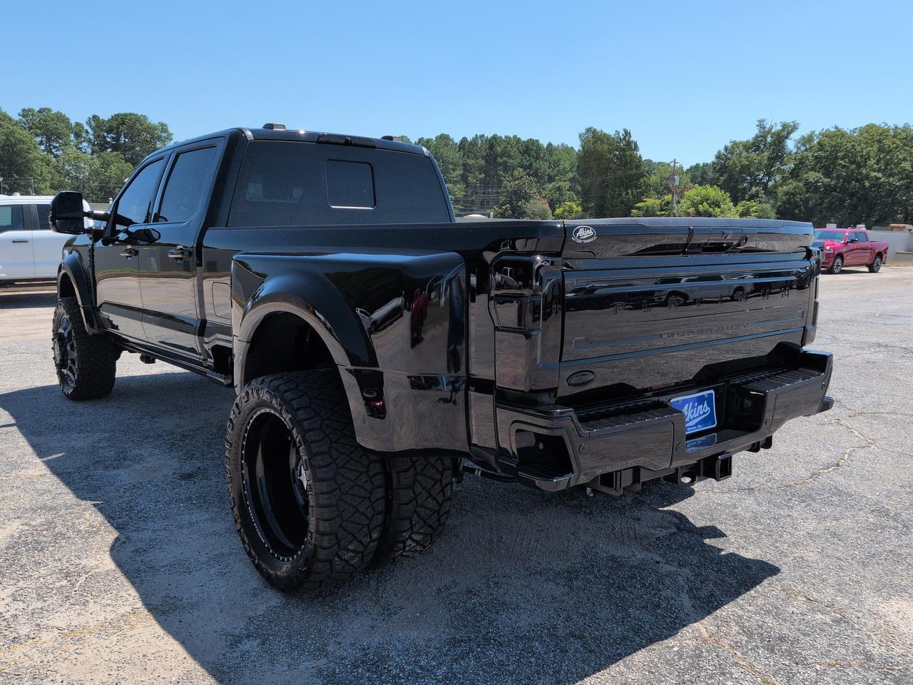 2024 Ford Super Duty F-450 DRW Platinum Winder GA