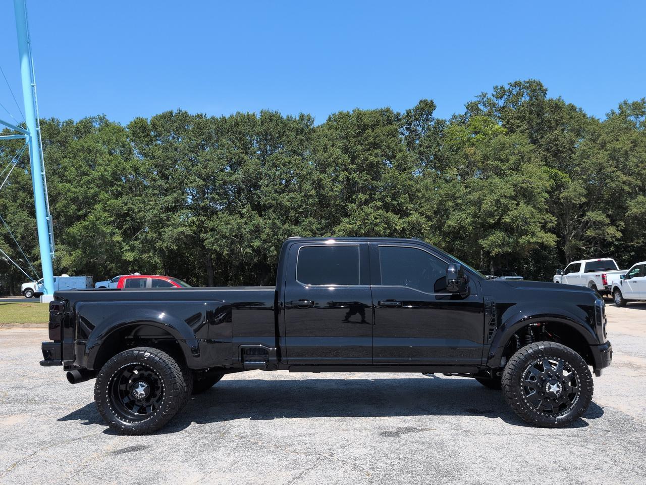 2024 Ford Super Duty F-450 DRW Platinum Winder GA