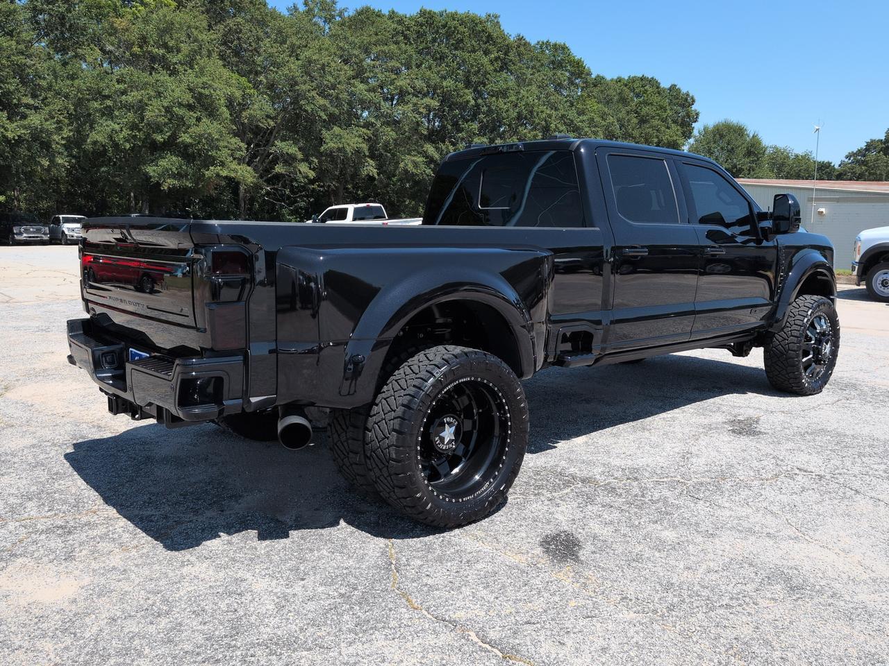 2024 Ford Super Duty F-450 DRW Platinum Winder GA