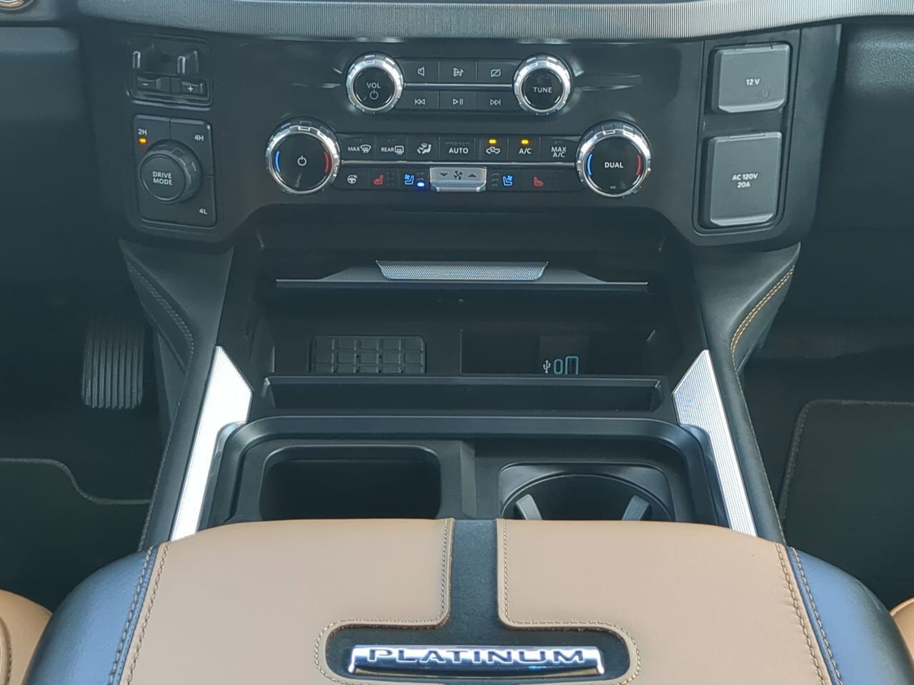 2024 Ford Super Duty F-450 DRW Platinum Winder GA