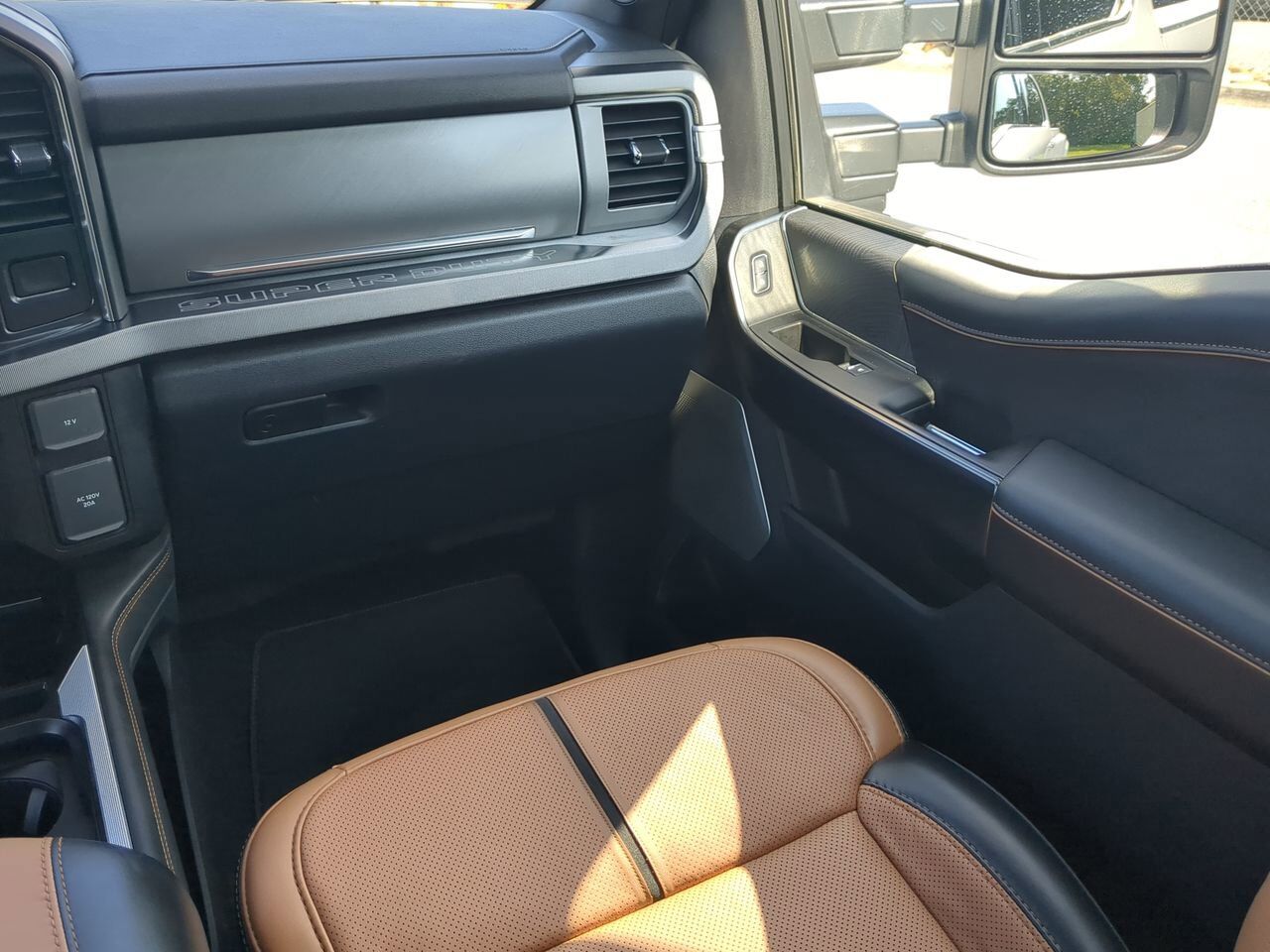 2024 Ford Super Duty F-450 DRW Platinum Winder GA