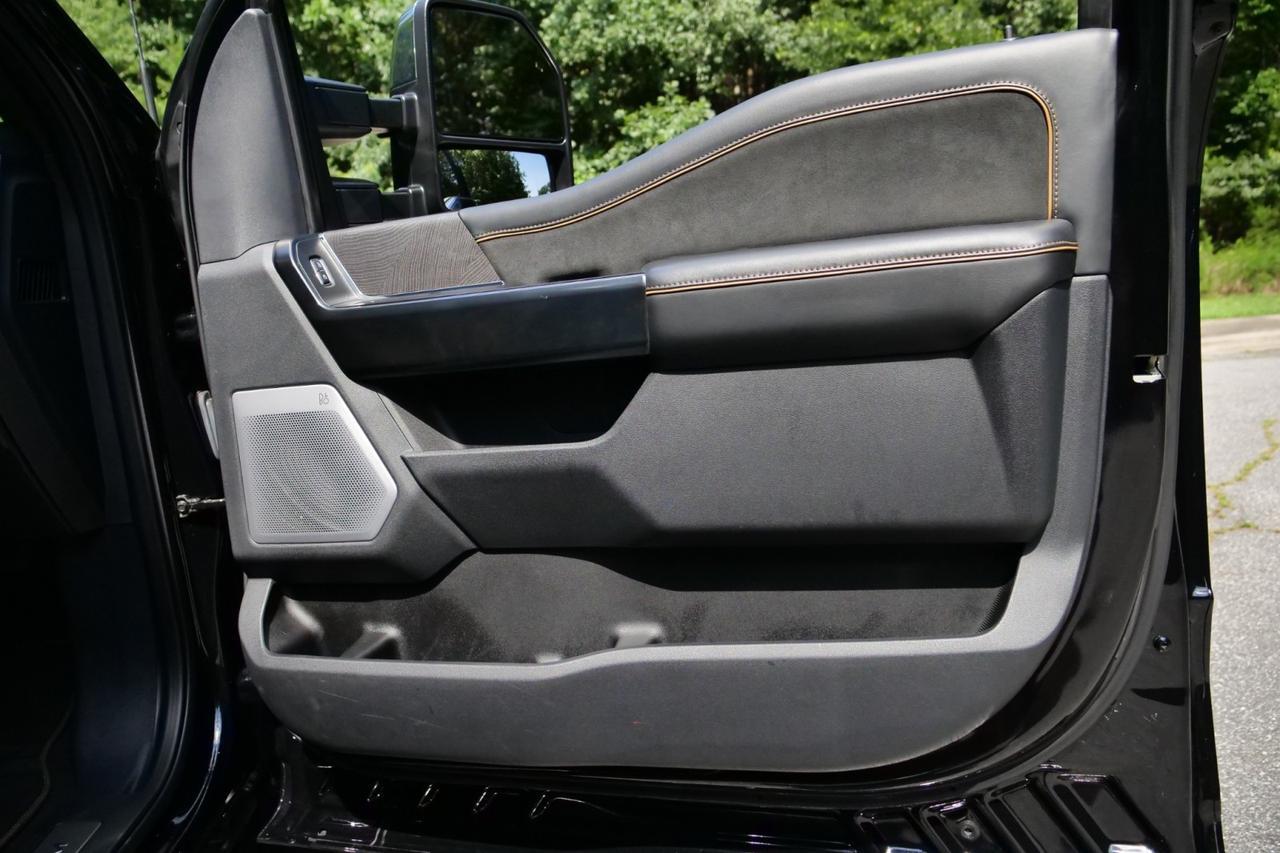 2024 Ford Super Duty F-450 Platinum 4X4 / DRW / HO Diesel / Massage Seats! Lincolnton NC
