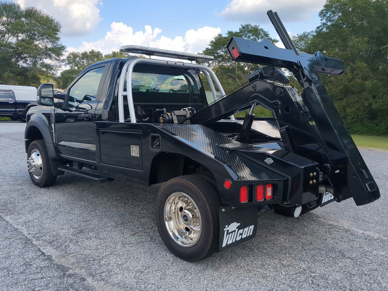 2024 Ford Super Duty F-450 with Vulcan 812 WRECKER BODY Winder GA