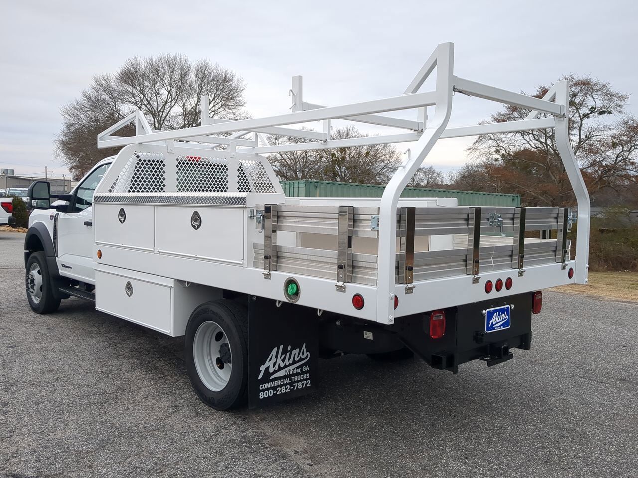 2024 Ford Super Duty F-550 DRW Contractor Truck Winder GA