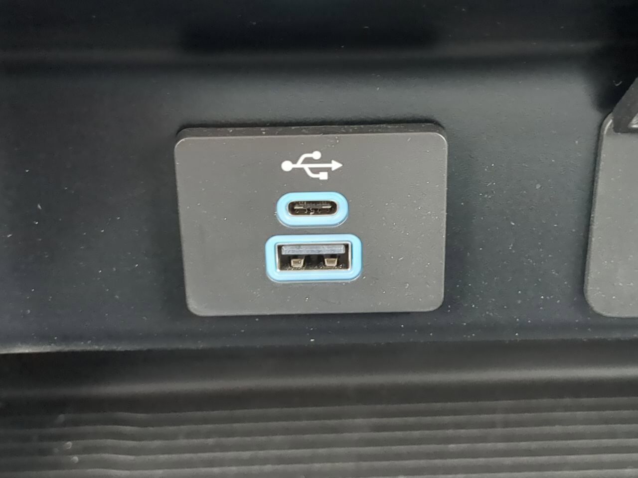 2024 Ford Super Duty F-550 DRW Contractor Truck Winder GA