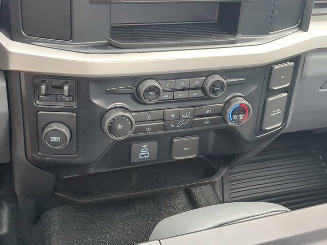 2024 Ford Super Duty F-550 DRW Flatbed Appleton WI