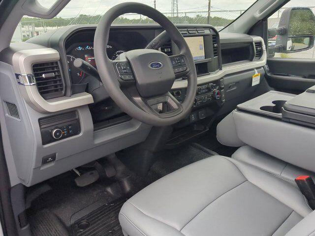 2024 Ford Super Duty F-550 DRW Flatbed Appleton WI